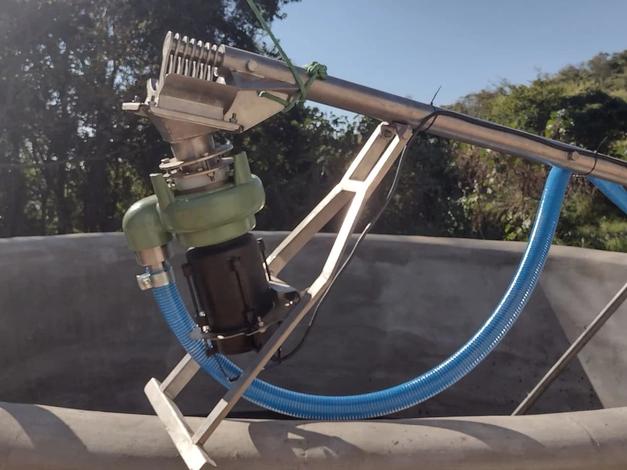 Bomba com Filtro Autolimpante